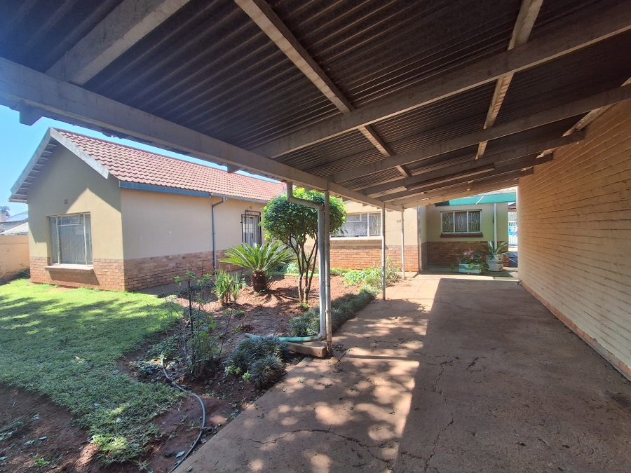 3 Bedroom Property for Sale in Stilfontein Ext 4 North West